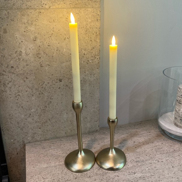 Battery Operated Faux Candles. Set Of 2. - Picture 2 of 8